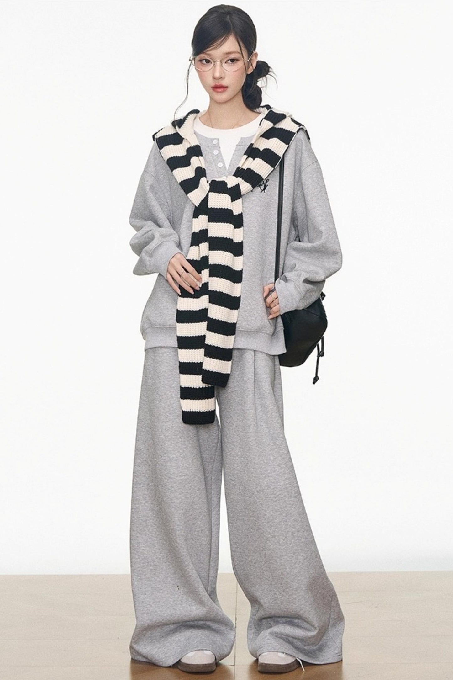 Gray Sweatshirt Set-Up