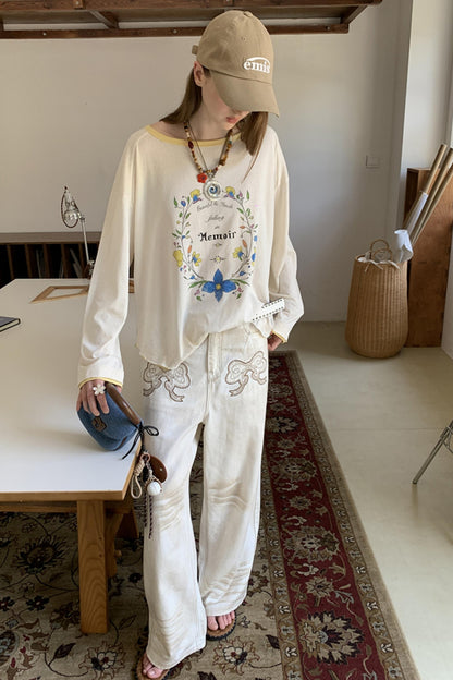 Comfortable Bow Appliqué Distressed Jeans