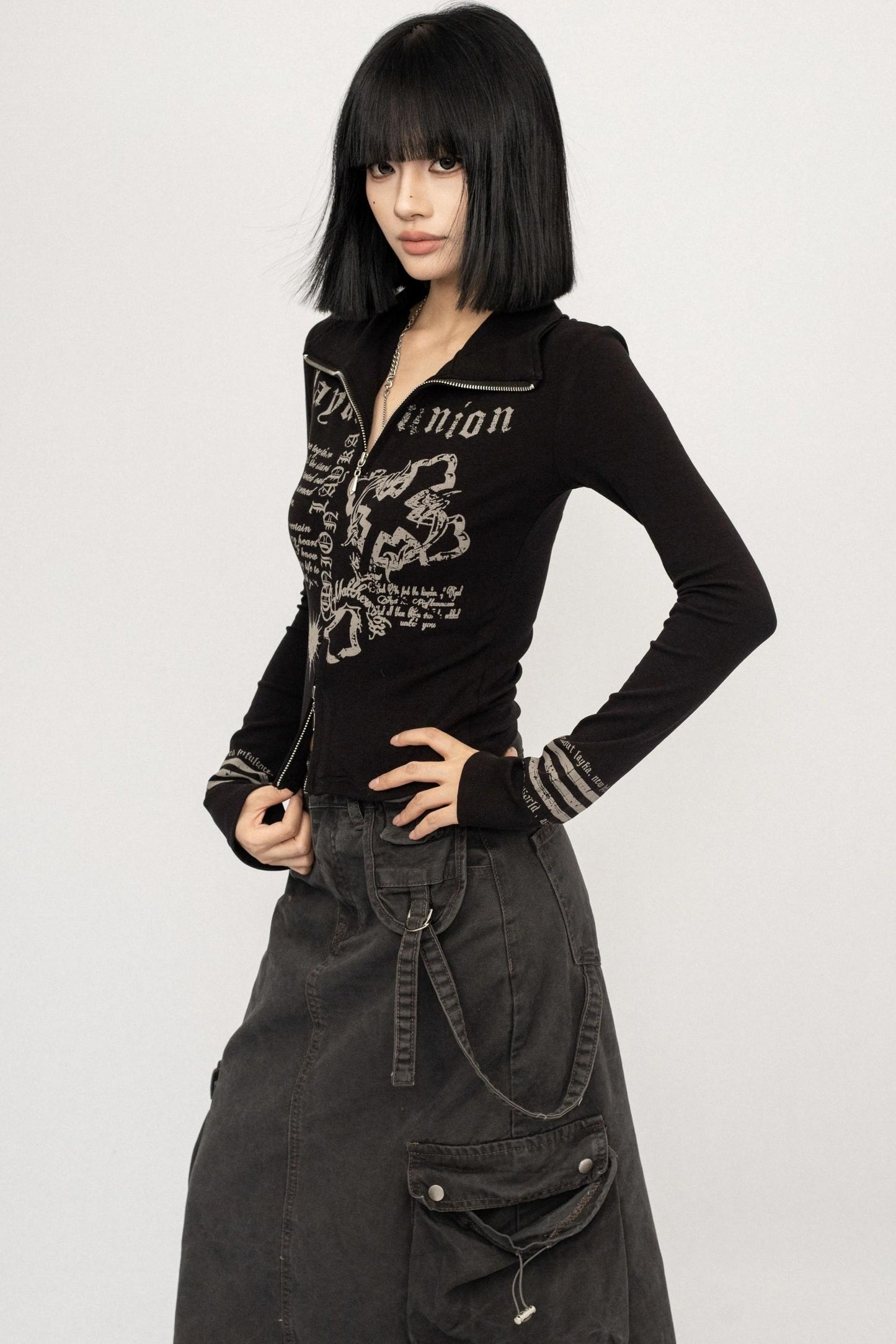 American Vintage Spice Monogram Black Long Sleeve Top