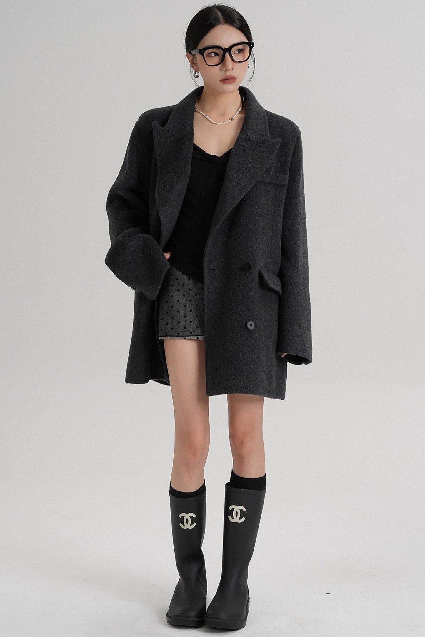 Medium-Length Temperament Wool Coat