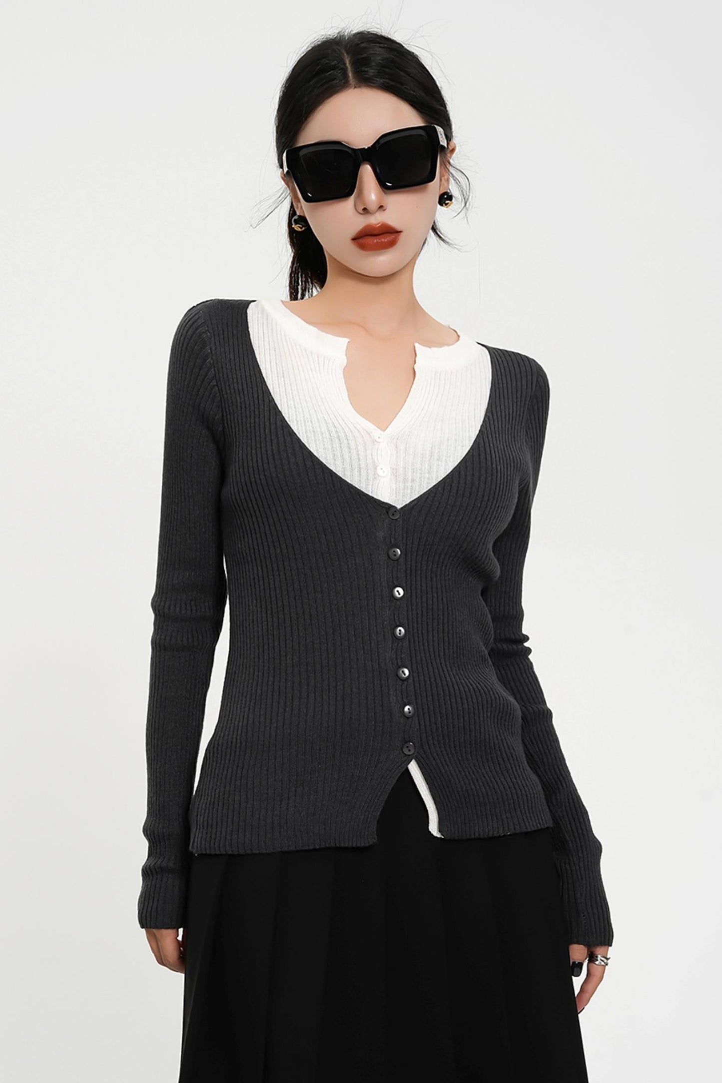 V-Neck Contrast Knit Cardigan