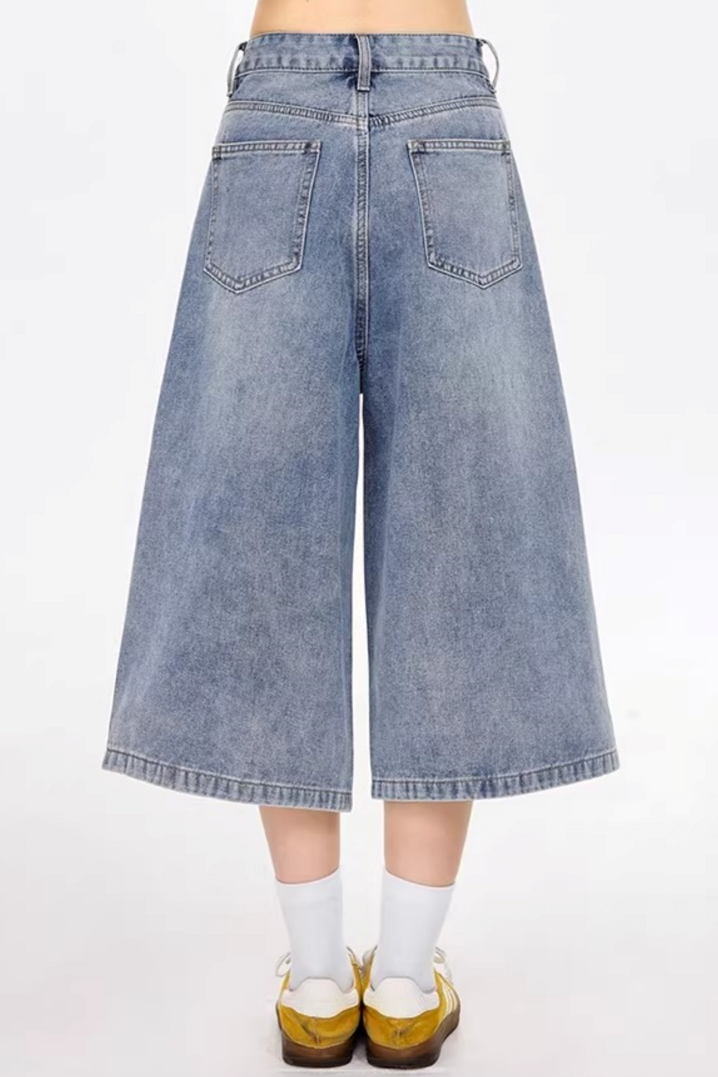 Star-Printed Cropped Pants