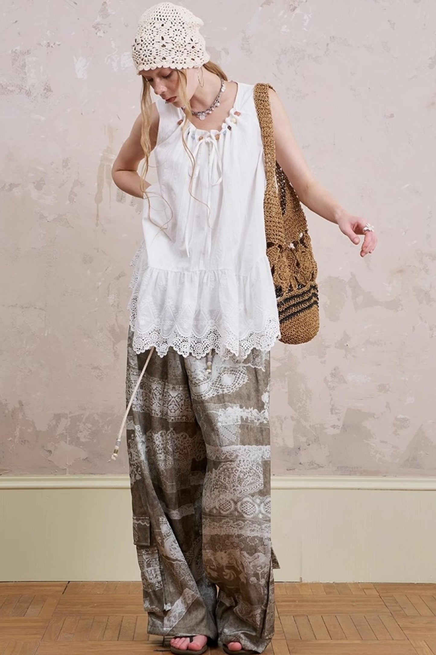 Romantic Sleeveless Ensemble Top