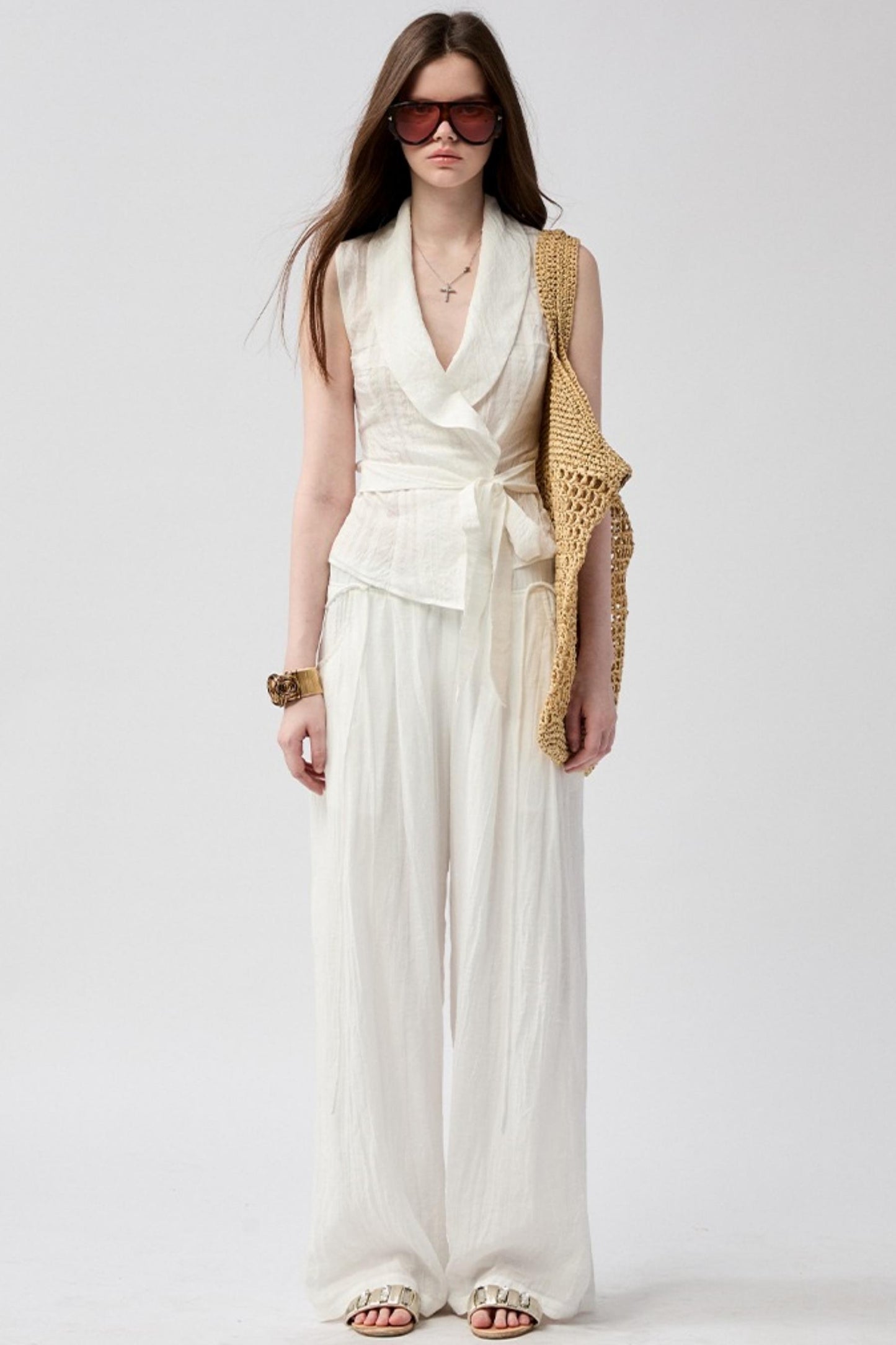 Smooth Line White Pants