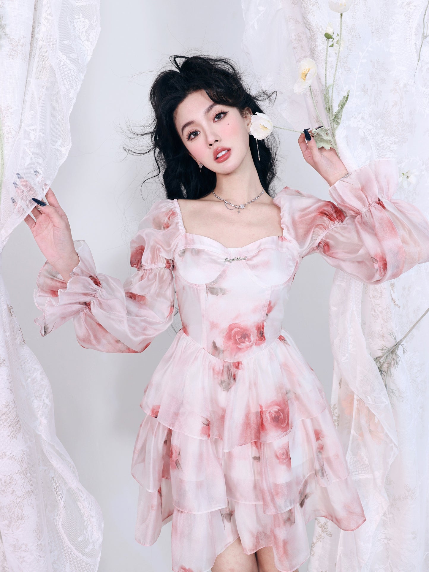 Rose princess puff sleeve dress