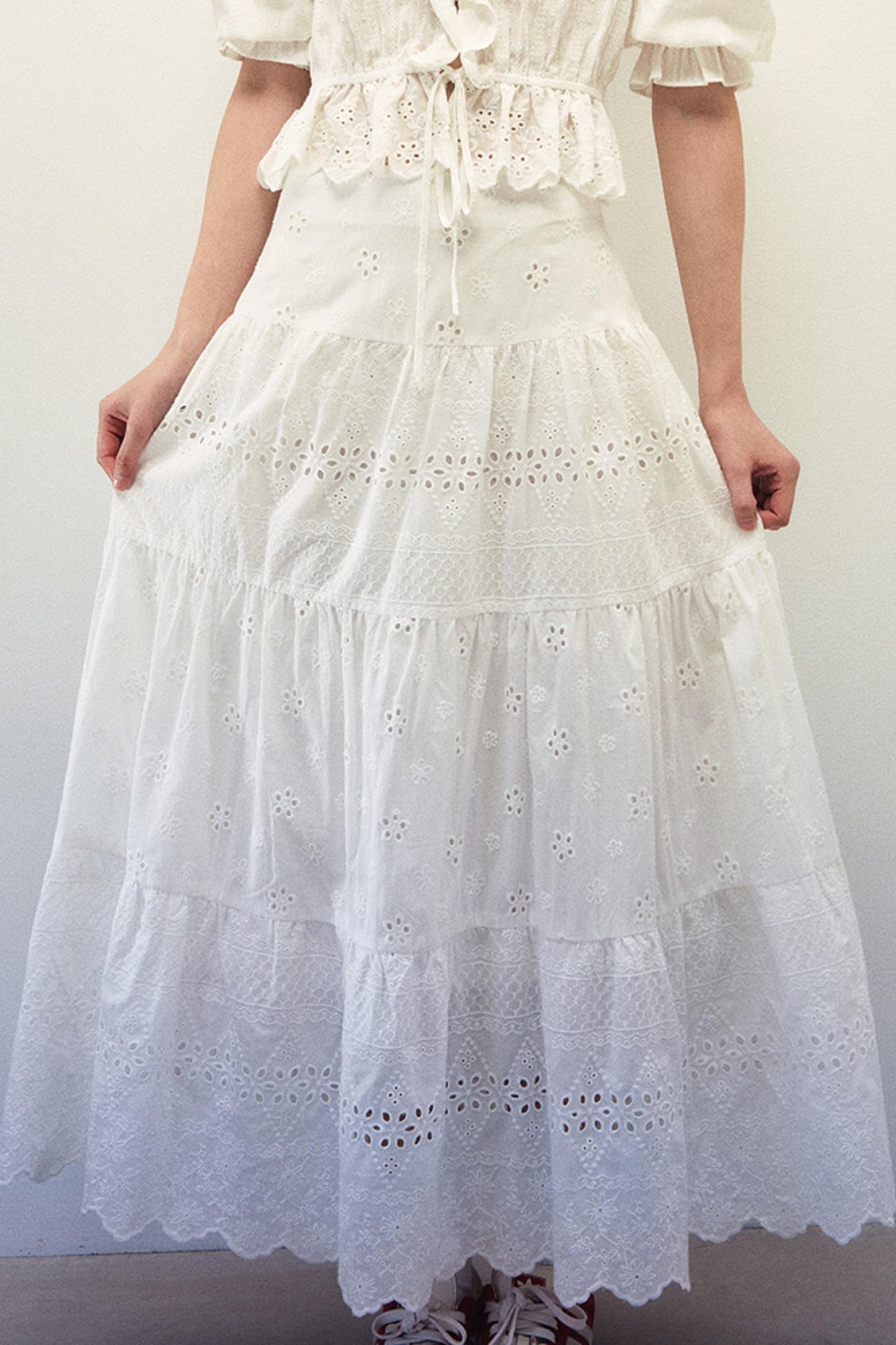 Embroidered Bubble Sleeve Skirt Set-Up