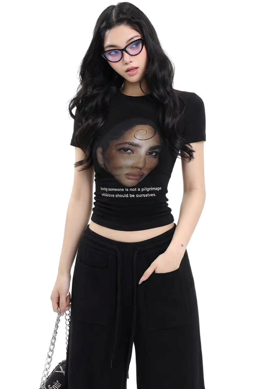 Retro Black Slim-Fitting Printed Top