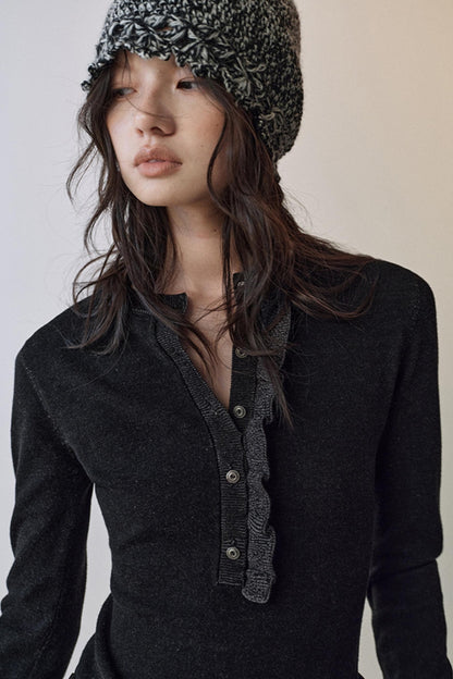 Flutter Crew Neck Knit Top