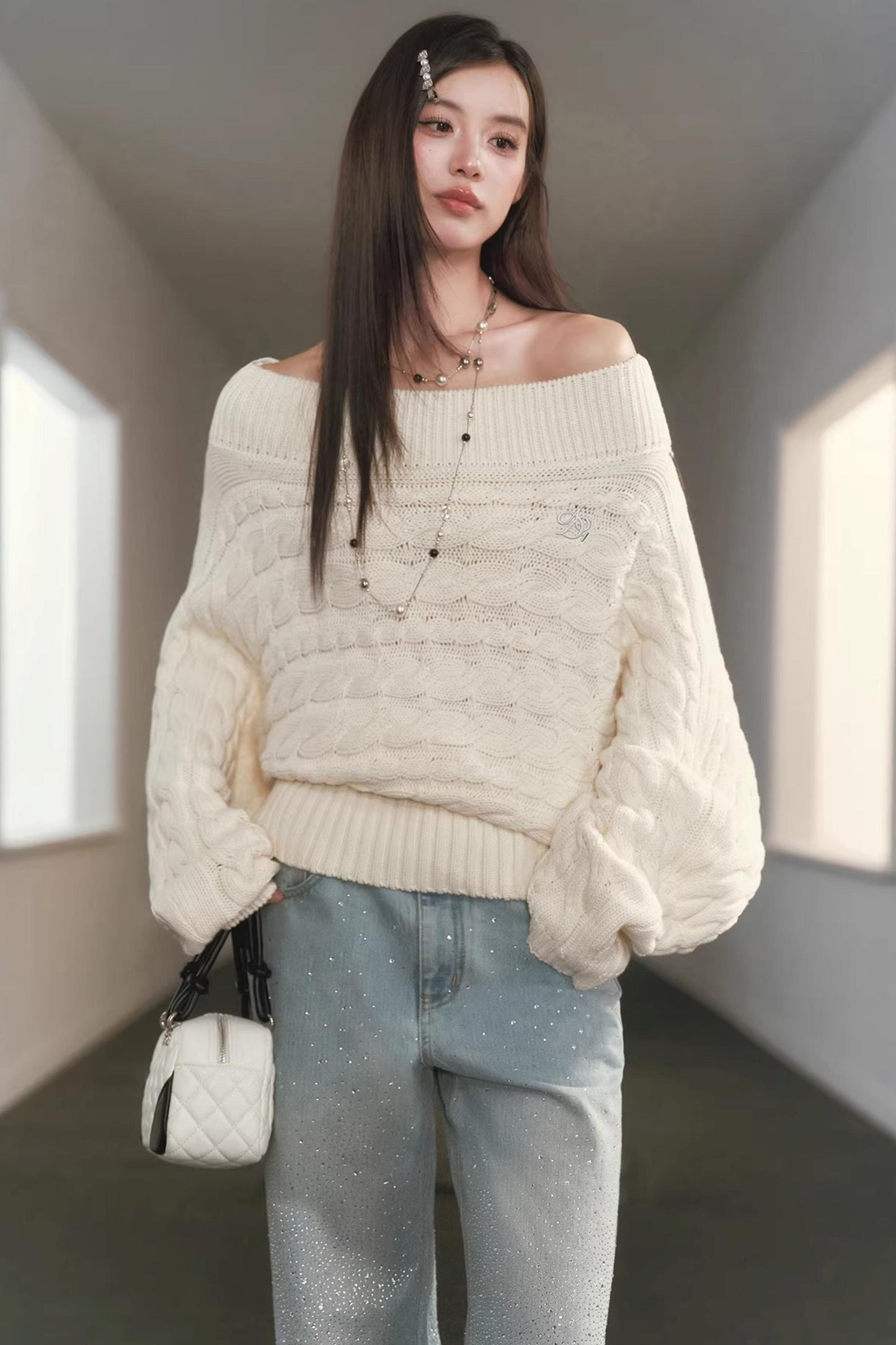 Slanted Shoulder Knit Sweater Set-Up