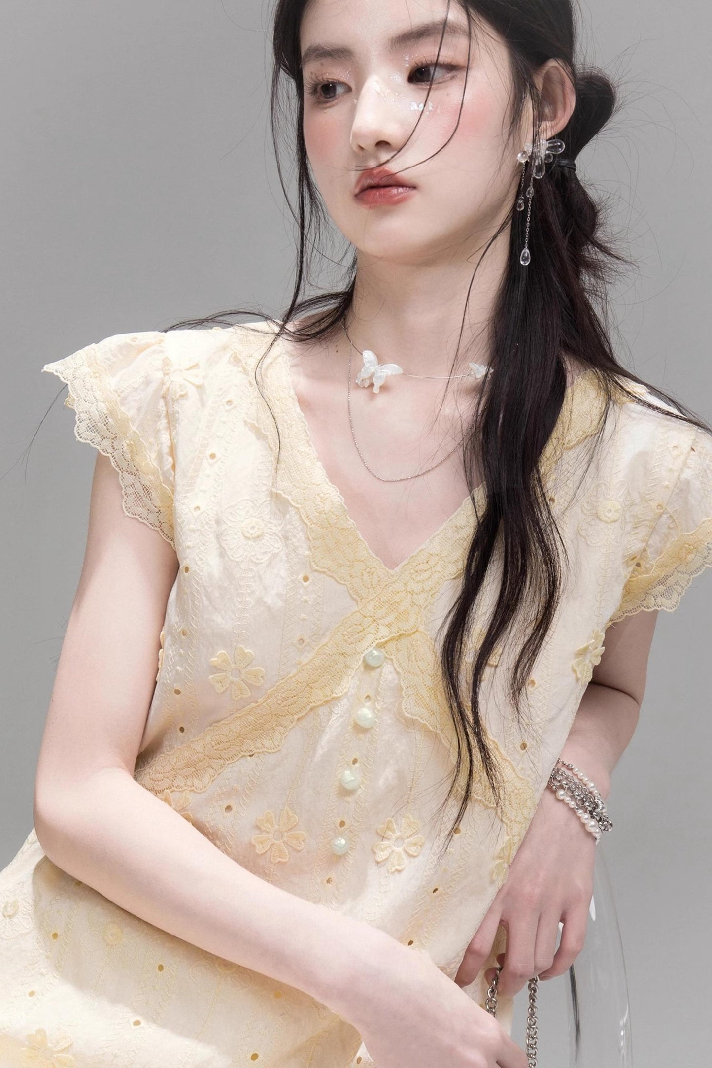 Floral V-Neck Ruffle Dress