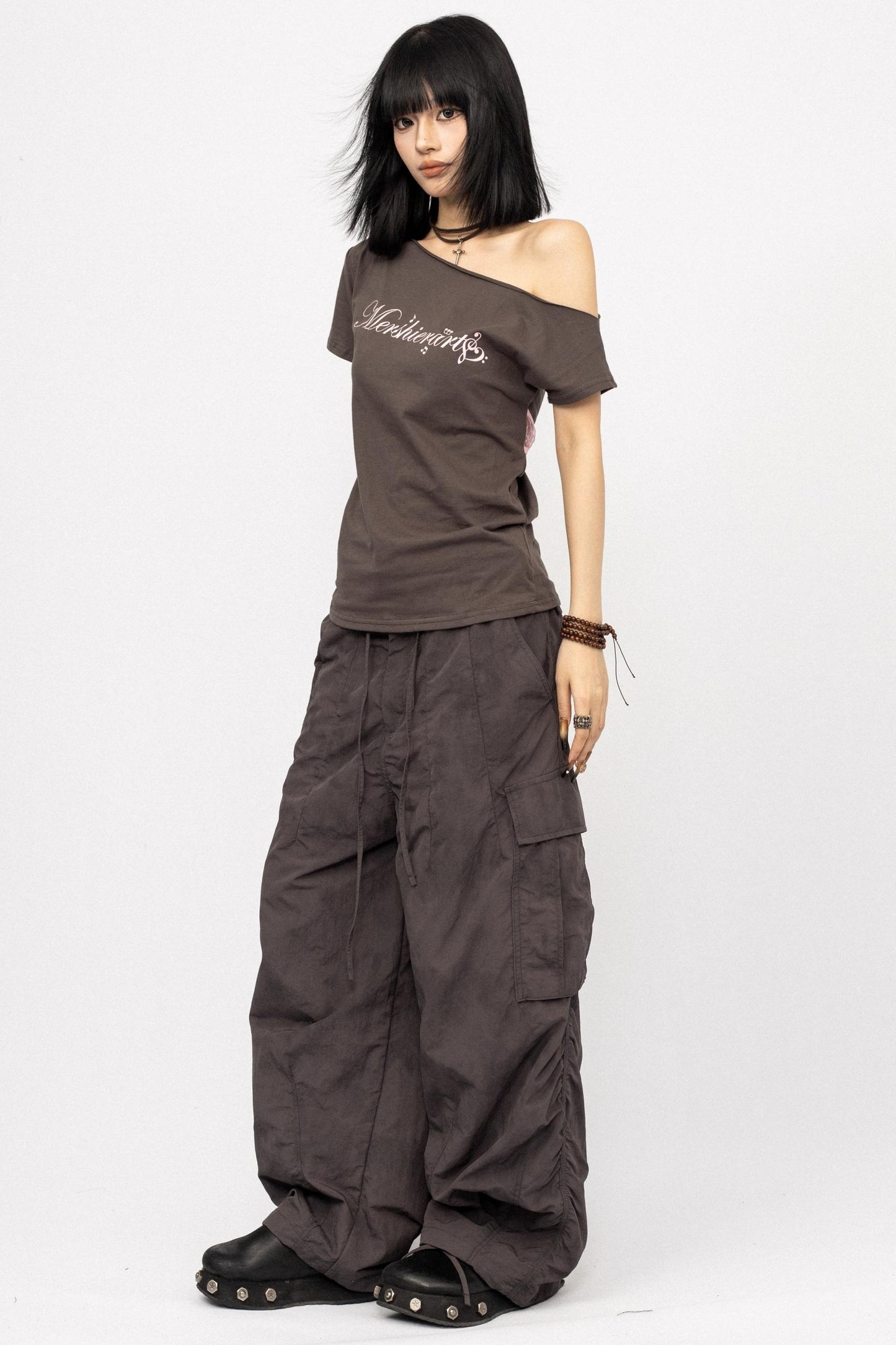 Retro Spice Girl Slanted Shoulder Print T-Shirt