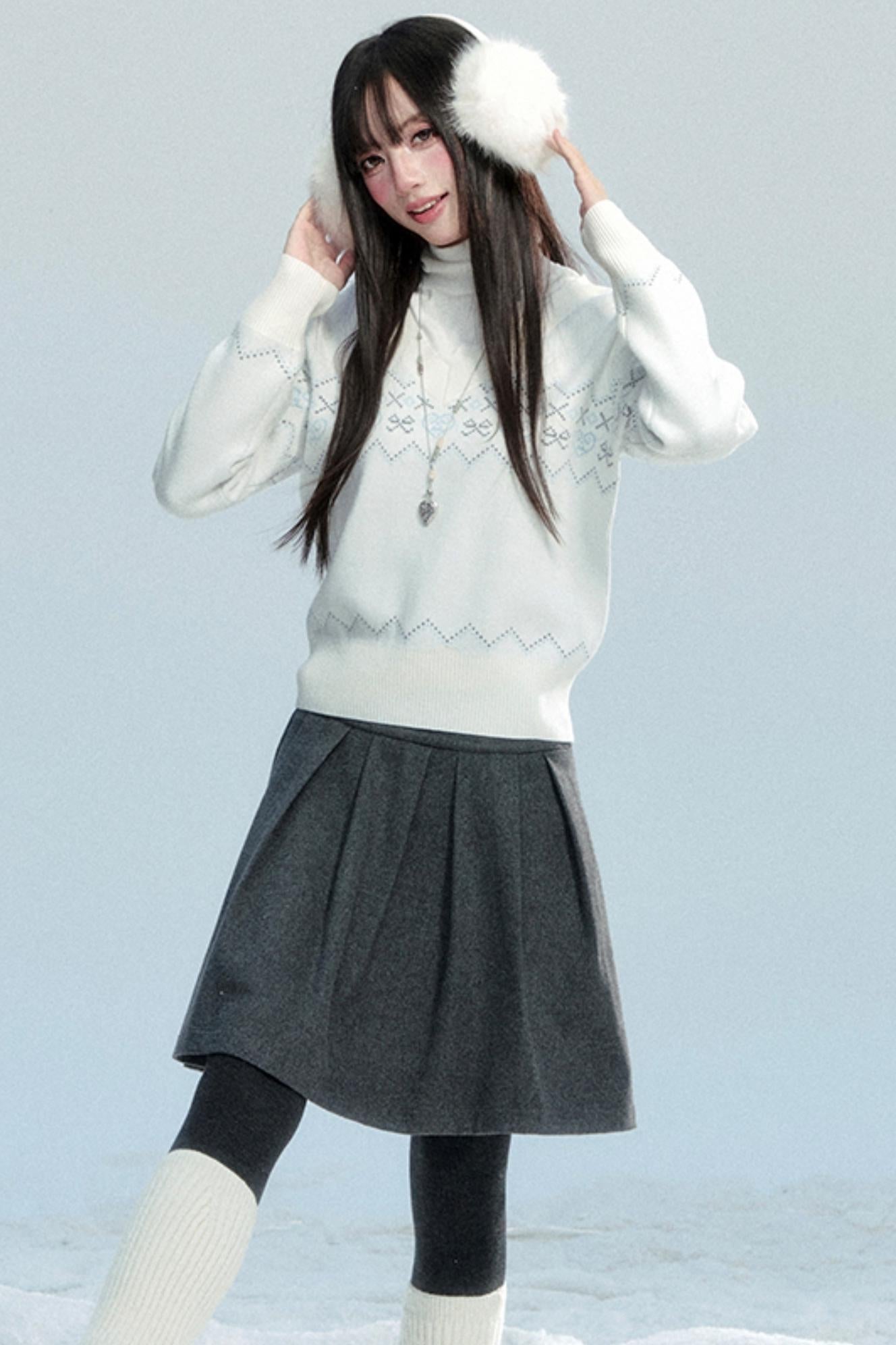 Fragile V-Neck Snow Top