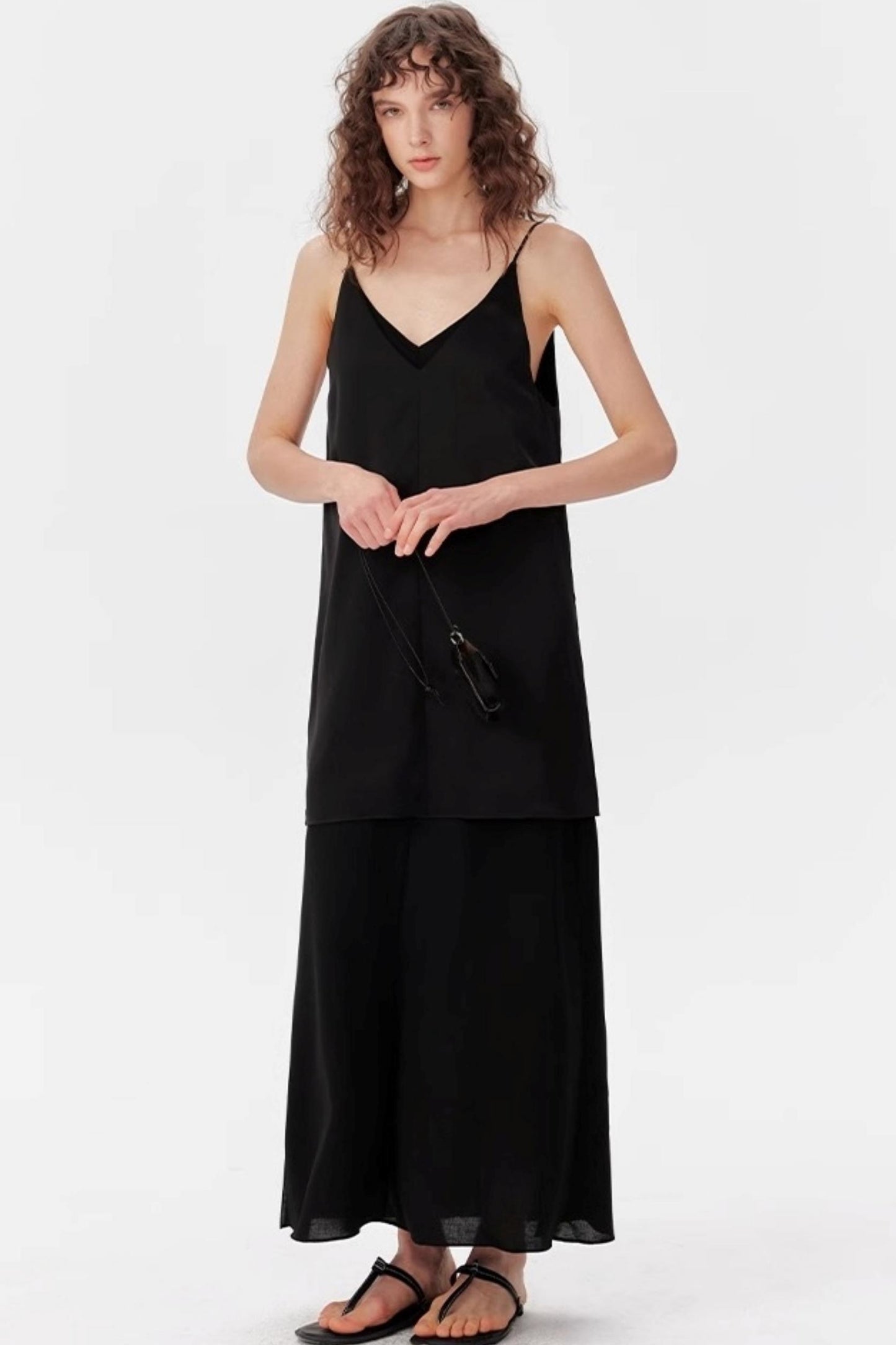 Chic V-Neck Maxi Dress
