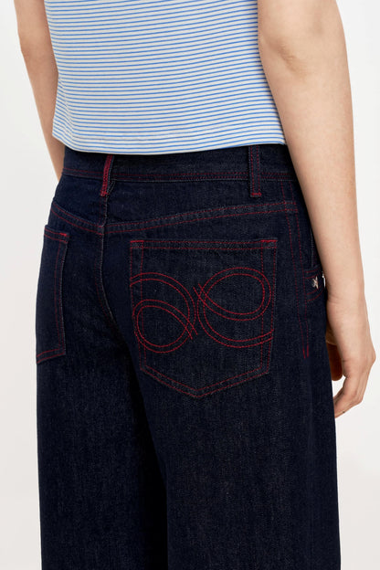 High-Waisted Loose Jeans