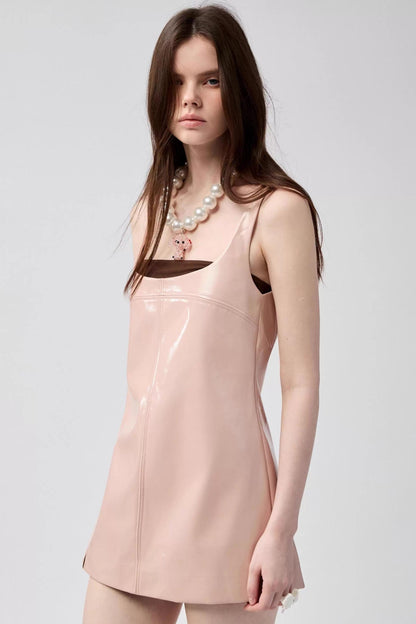 Curve Silhouette Pink Top