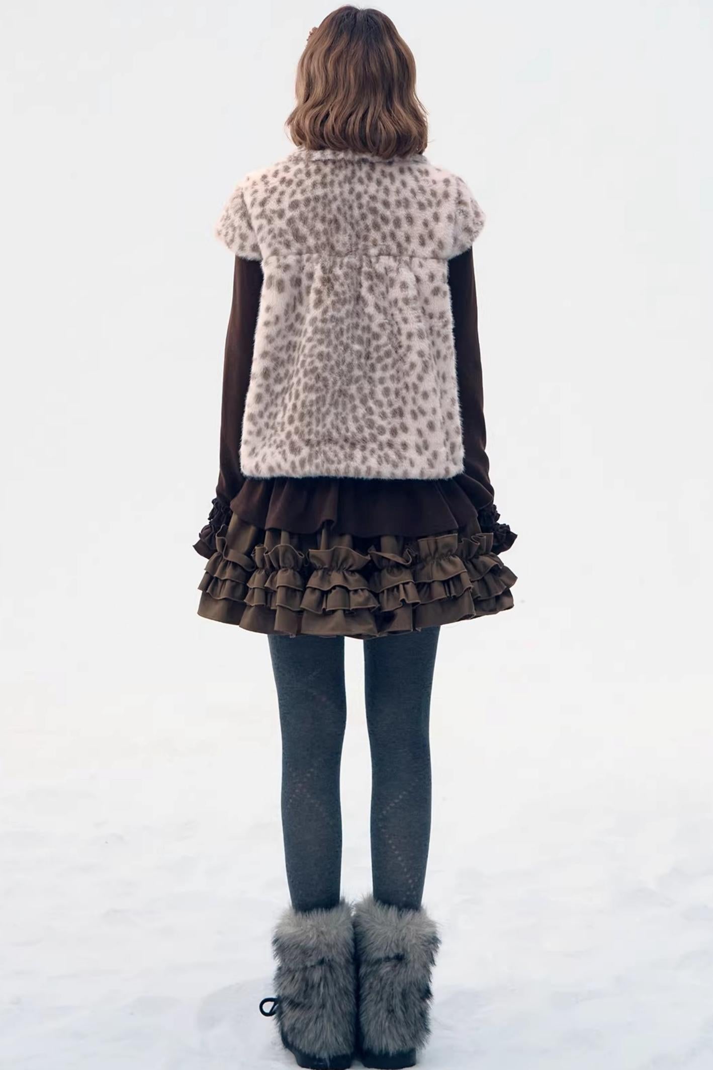 Six-Button Lace Hem Top