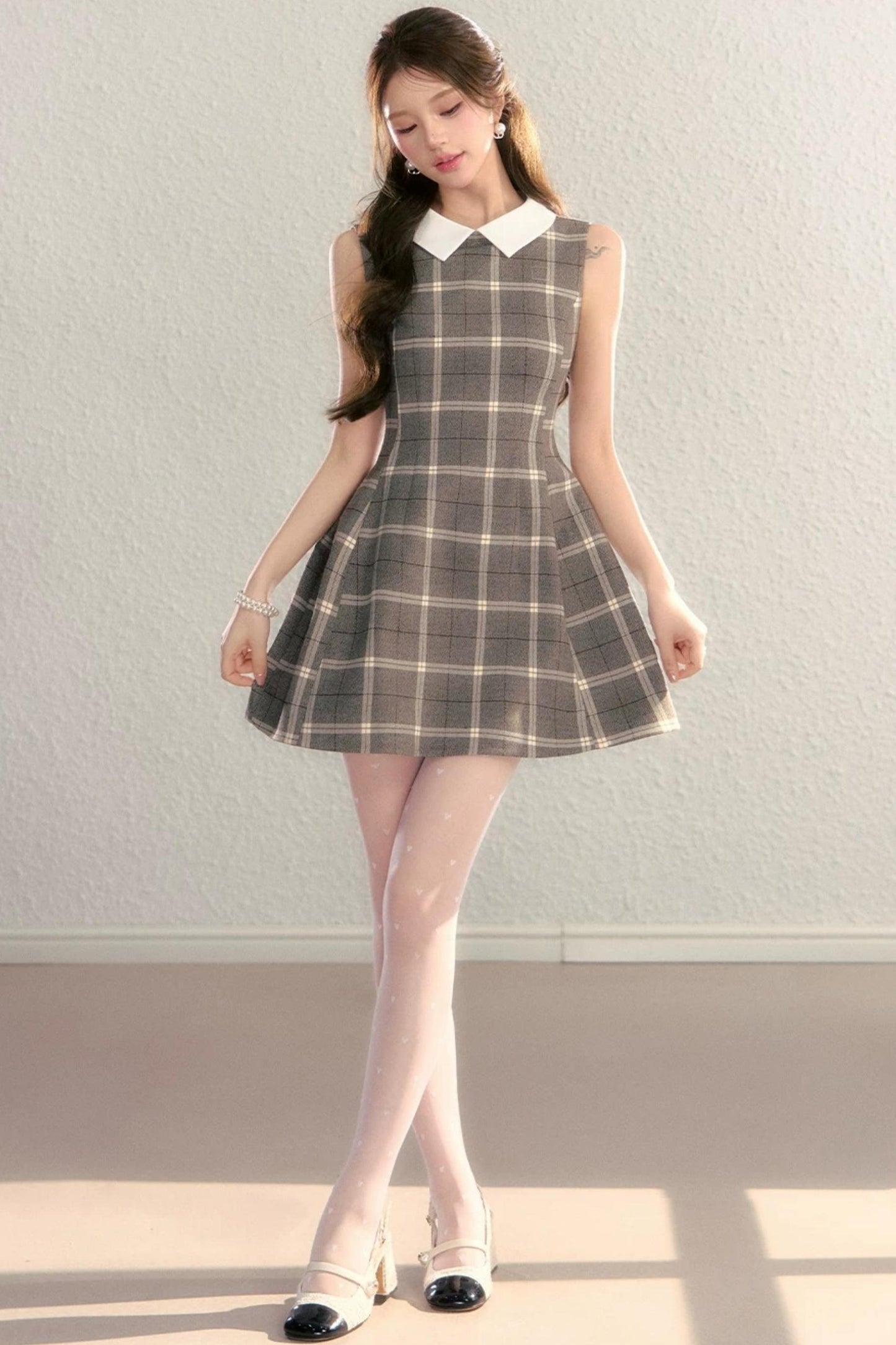 브라운 체크 민소매 원피스