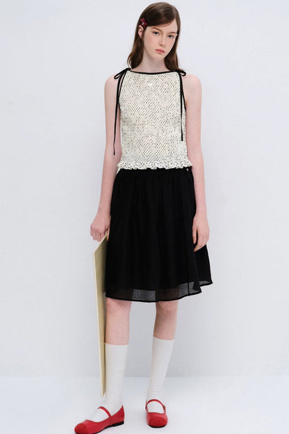 Sommerliches Sweetheart-Top mit Polka-Dots