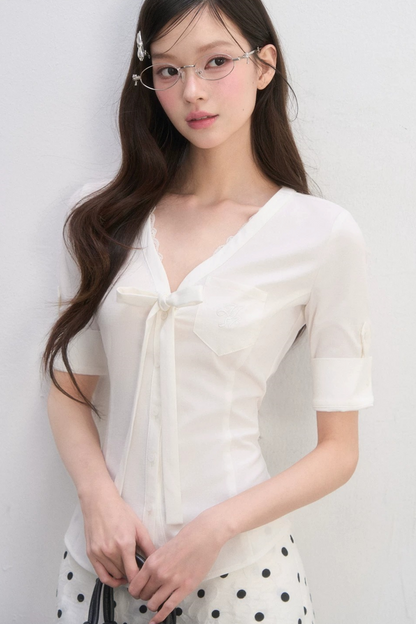 우아한 리본 타이 블라우스