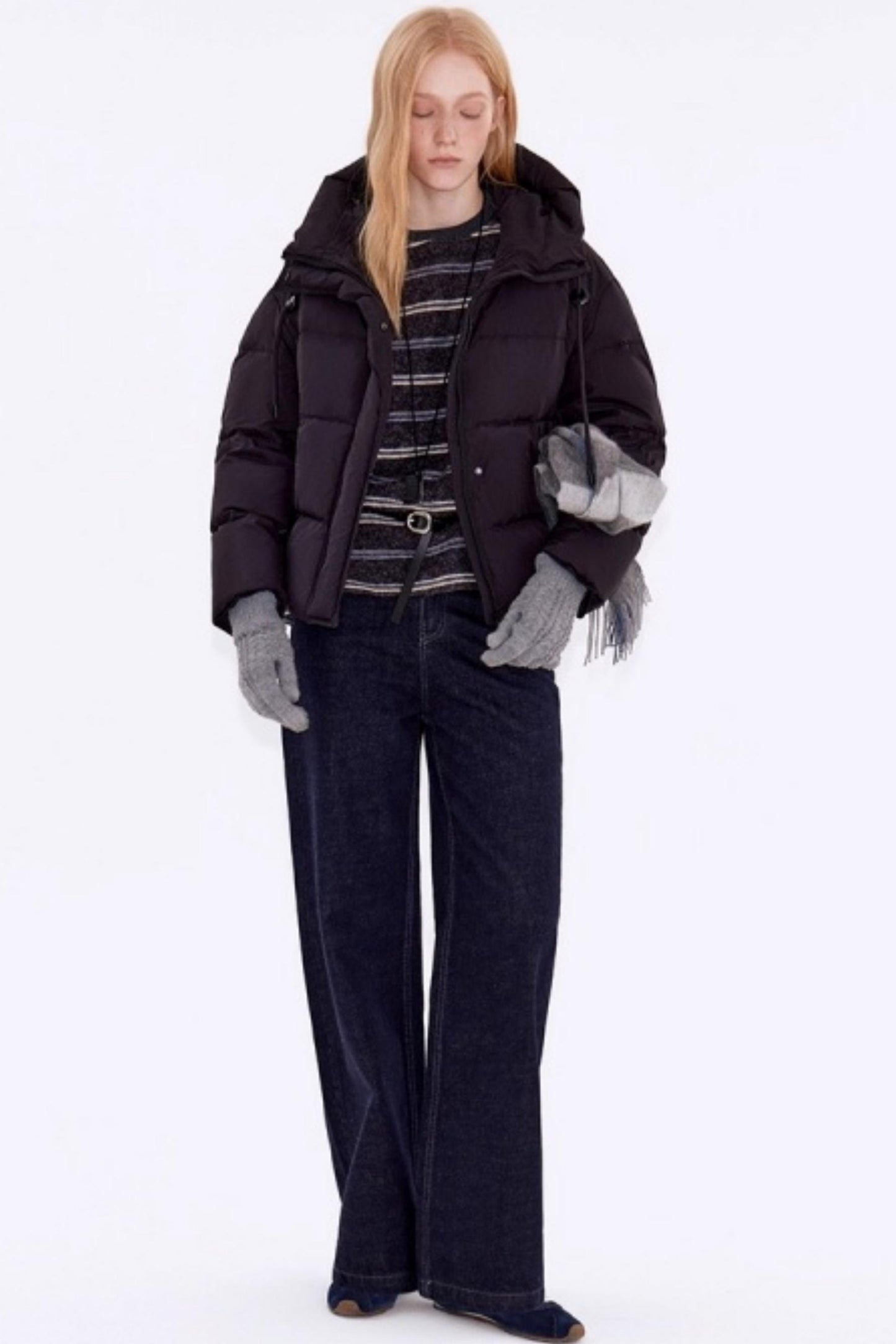 Lightweight Hooded Down Jacket