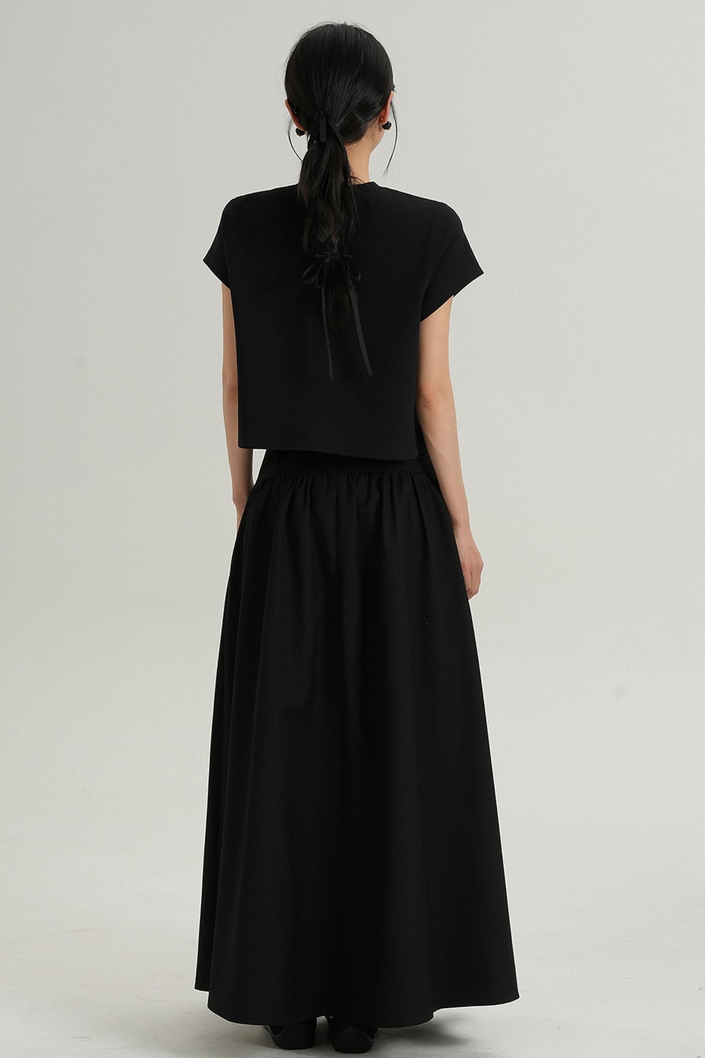 Chic High-Waist Crop Tee