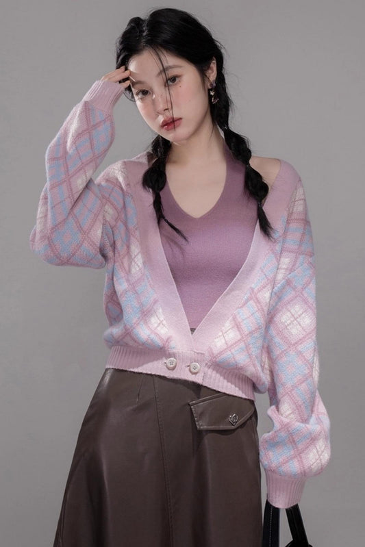 Halterneck Vest With Knit Sweater Set