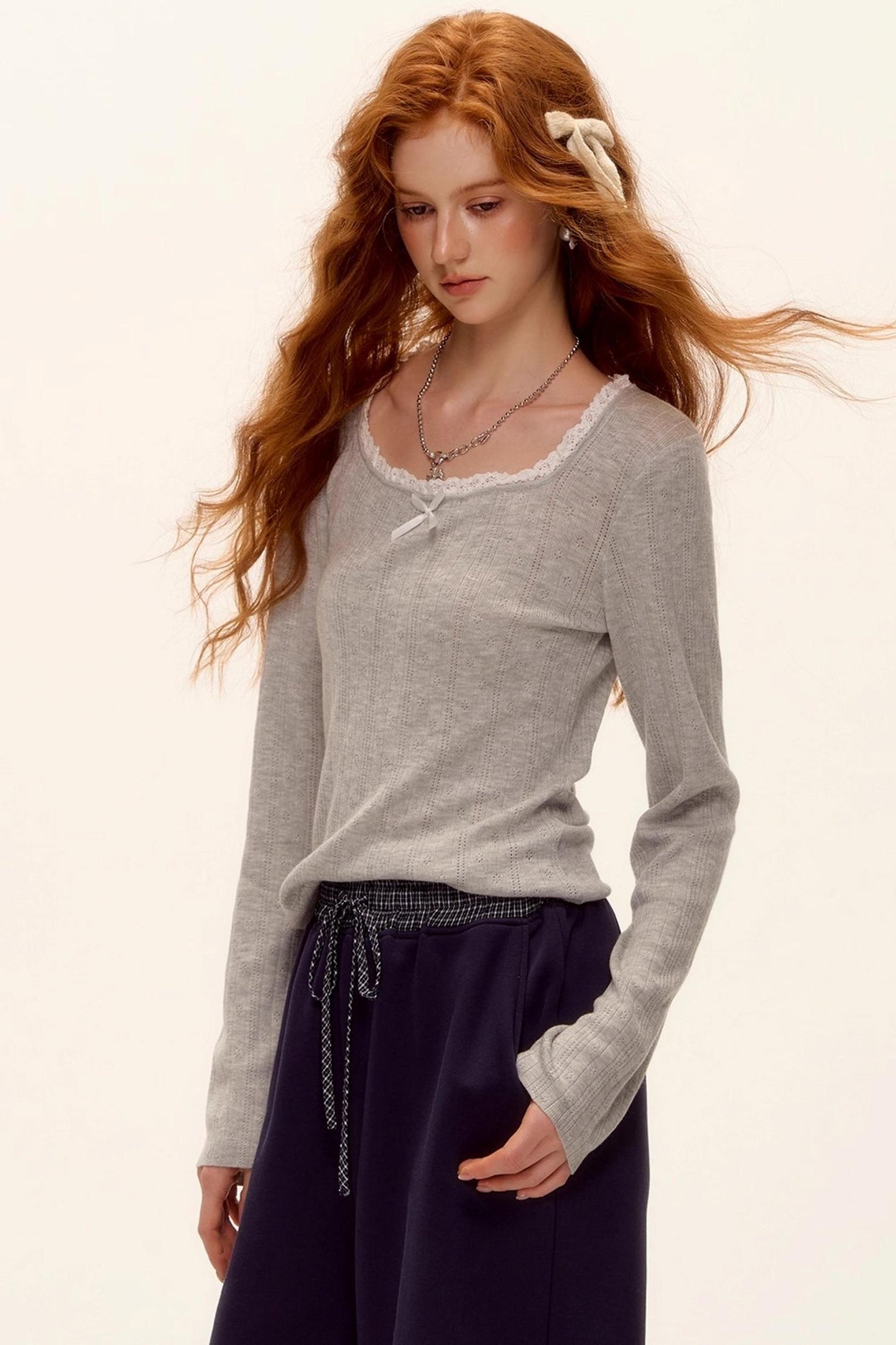 Lace-Trimmed Bow Hollow Knit Top