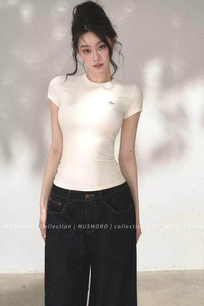 Top in maglia traforata ricamata