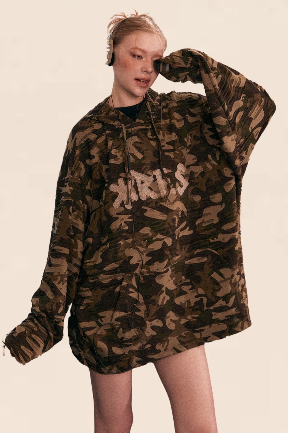 LONG SLEEVE CAMOUFLAGE HOODIE