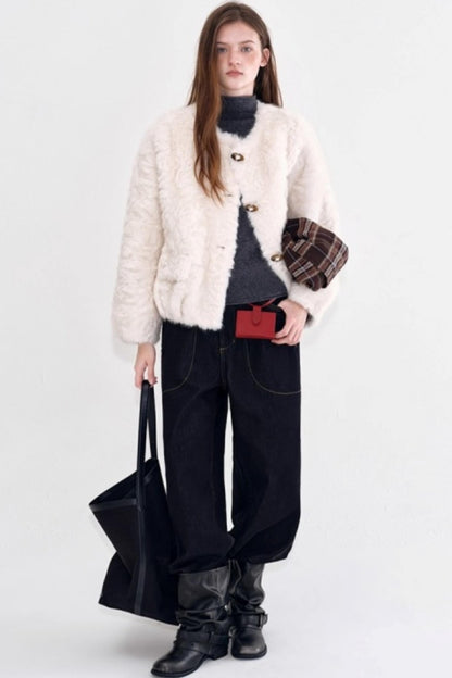 Cloud-Like Collarless Wool Coat