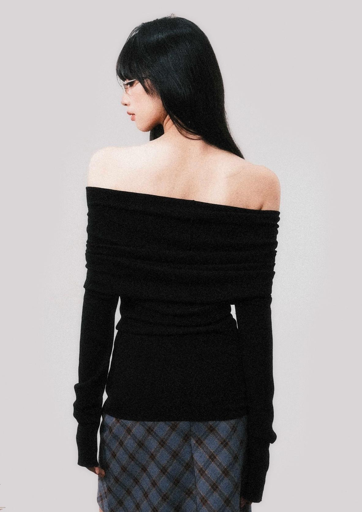 Slouchy One-Shoulder Wool Knit Sweater