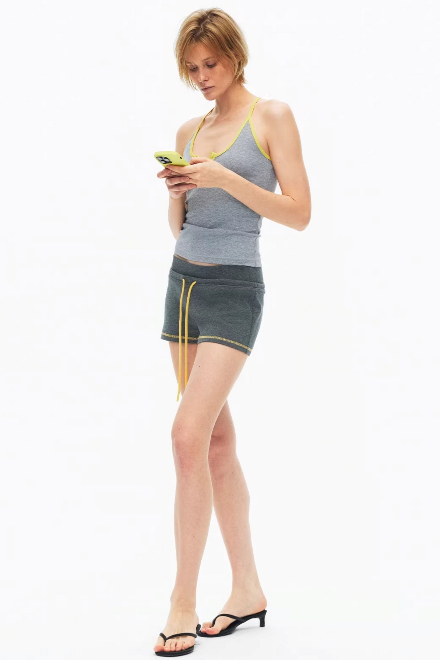 Color-Contrasting Slim-Fit Vest