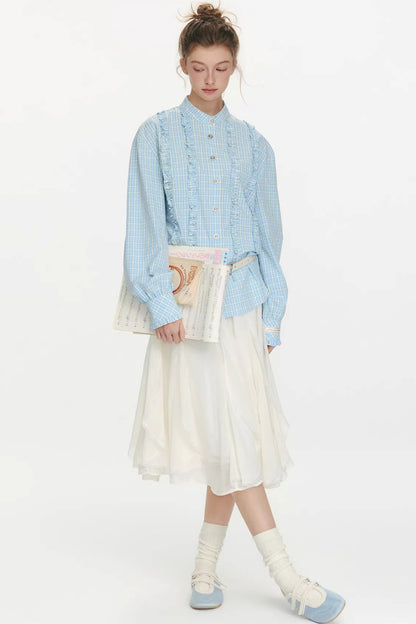 Gewebtes, geschwungenes Rüschenhemd