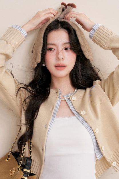 Chic Wool-Blend Cropped Cardigan