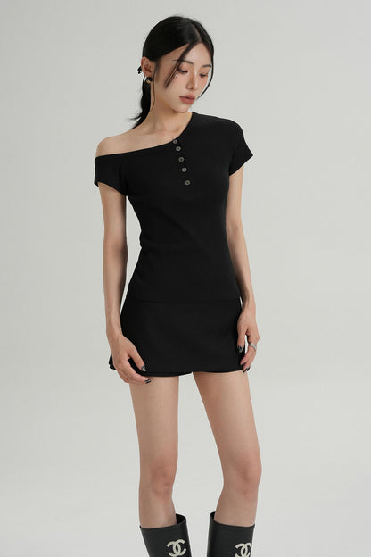 Chic Buttoned T-Shirt