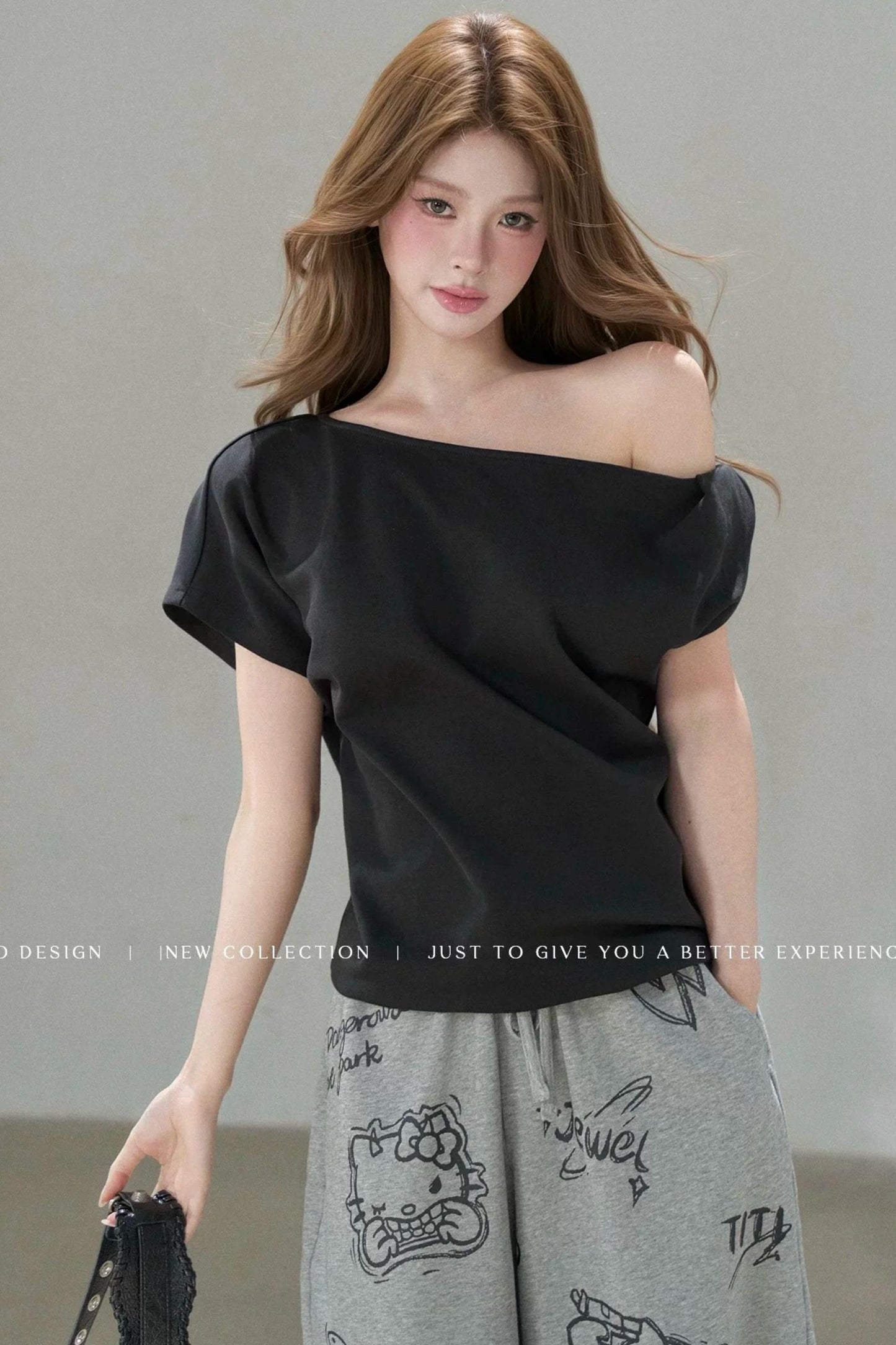 Three-Dimensional Twist Shoulder Top