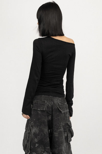 Autumn Retro Black Slanted Shoulder Long Sleeve Slim Top