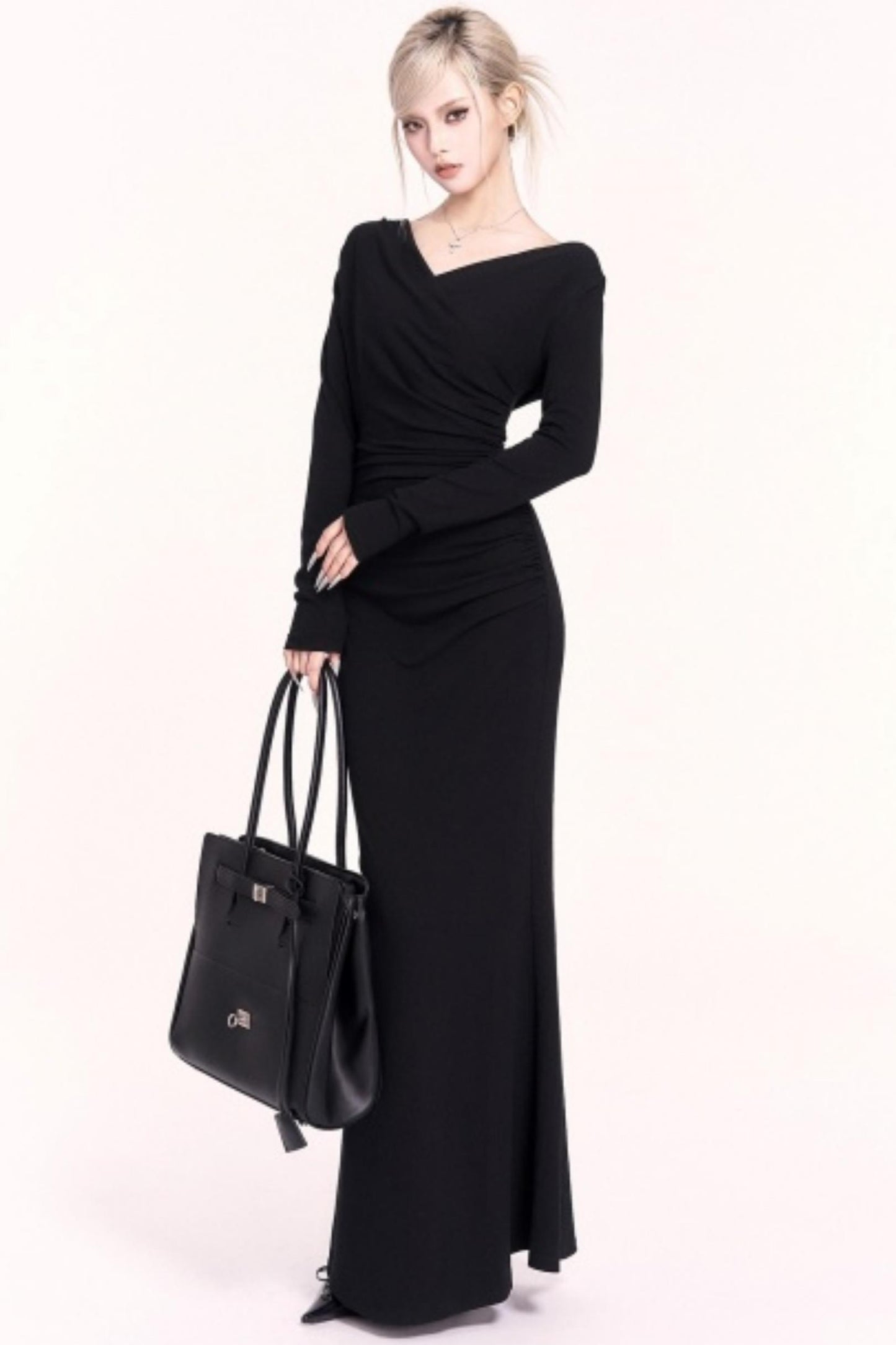 Royal Slim Hip Mermaid Dress