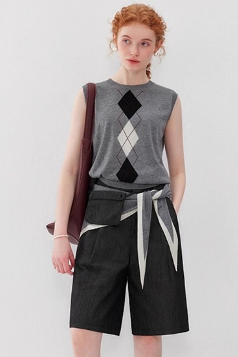 Diamond Checkered Wool Vest