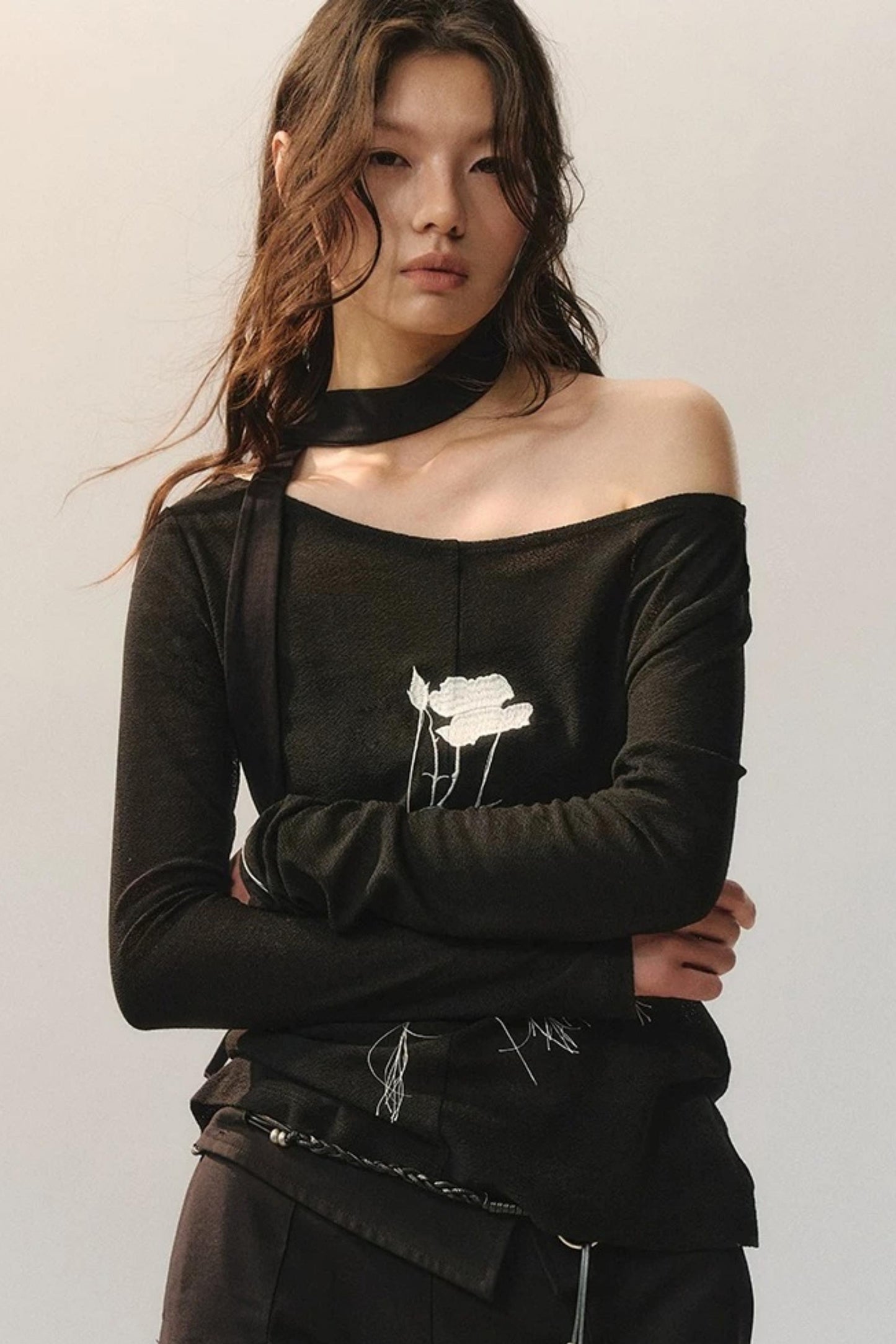 Top in Maglia con Ricamo Rose