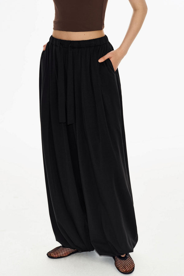 Skin-Friendly Drapey Lantern Pants