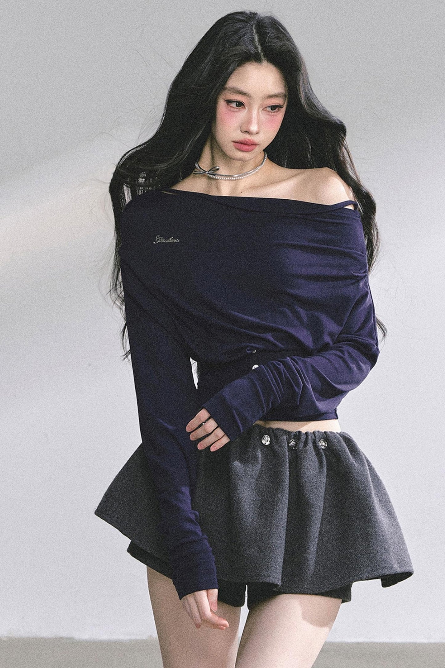 Magazine Long-Sleeved Top