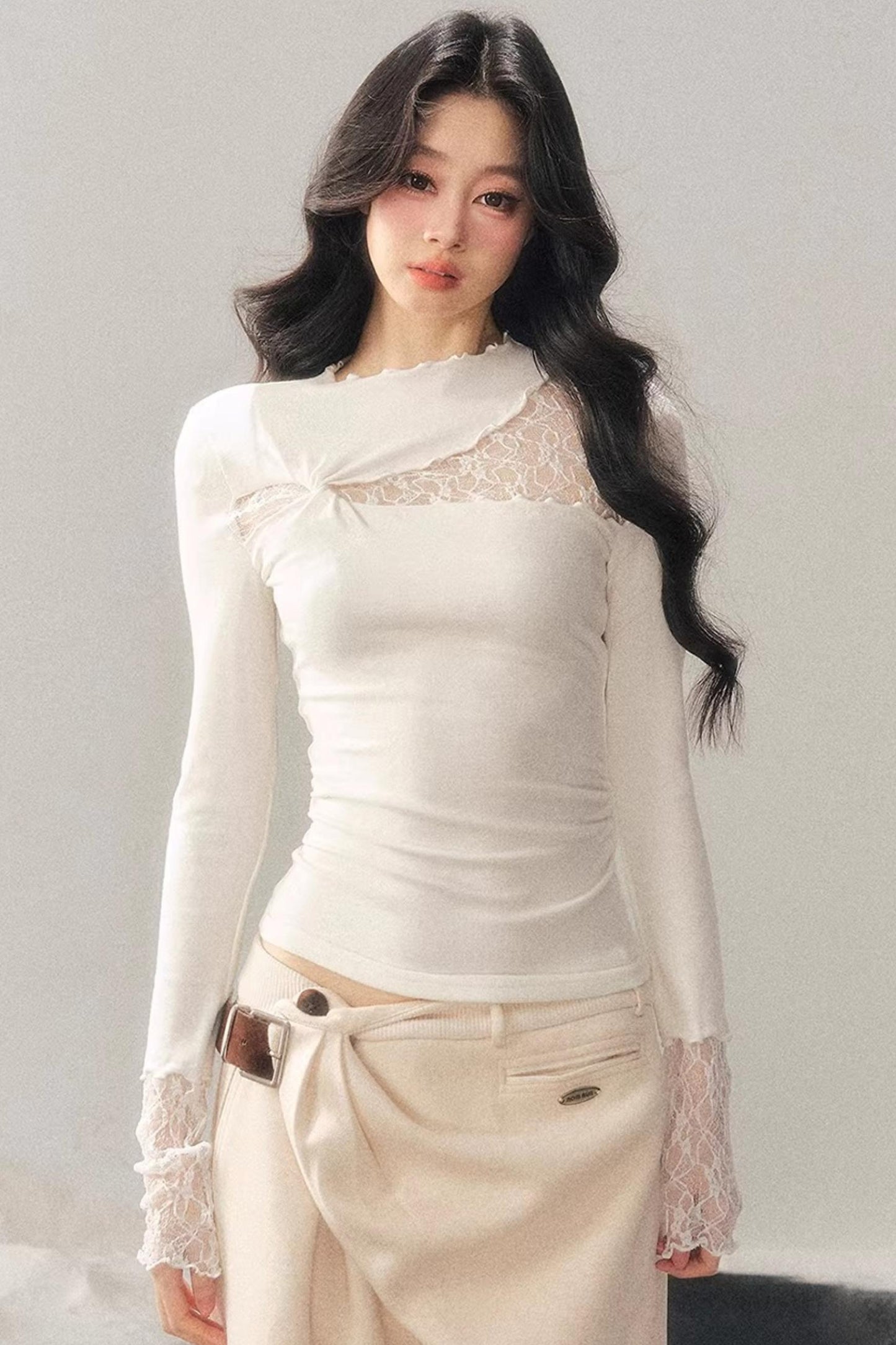 Lace Hollow-Out Slimming Top