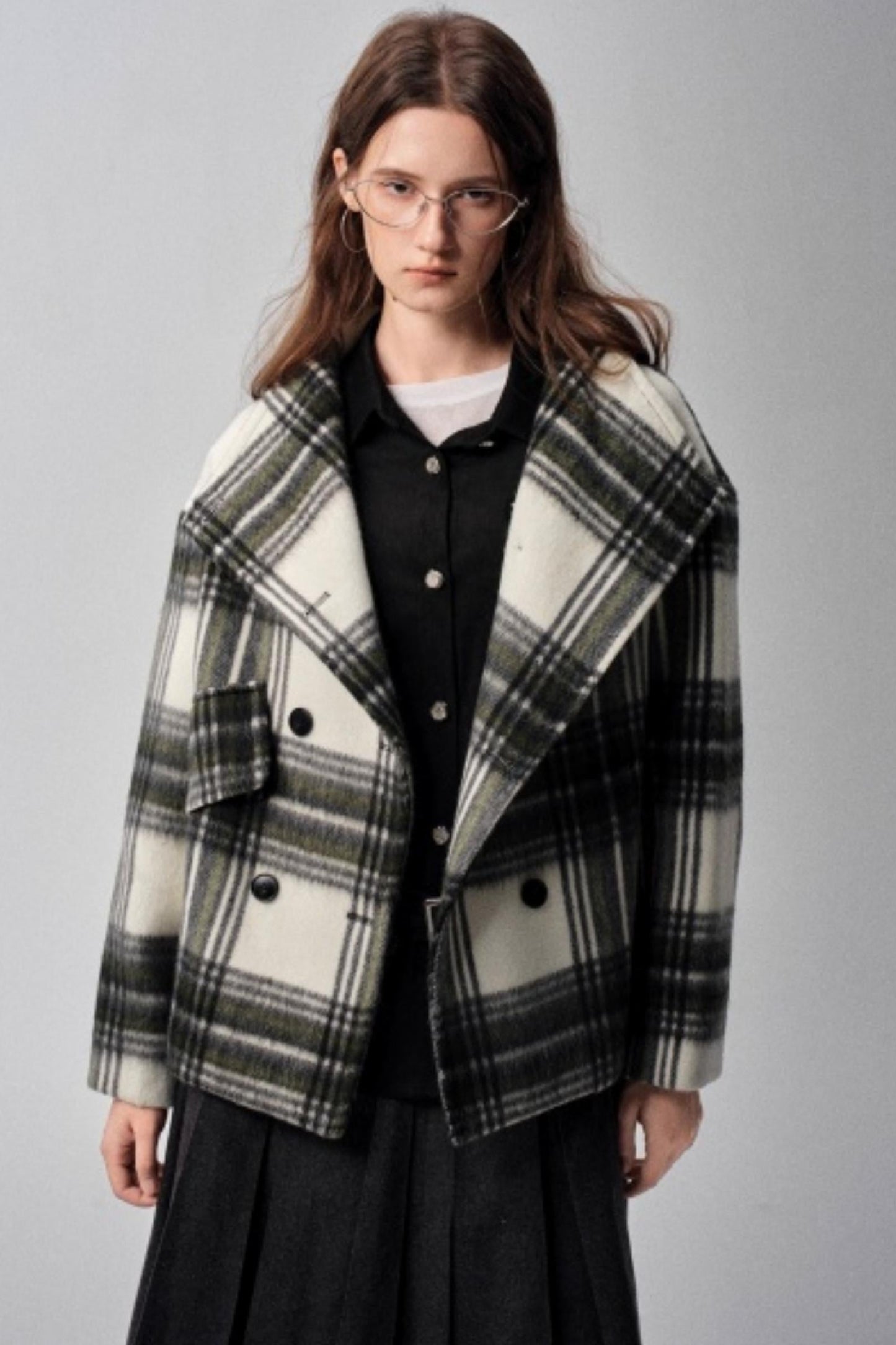 Large Lapel Plaid Woolen Coat