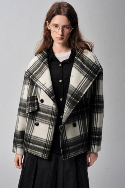 Large Lapel Plaid Woolen Coat