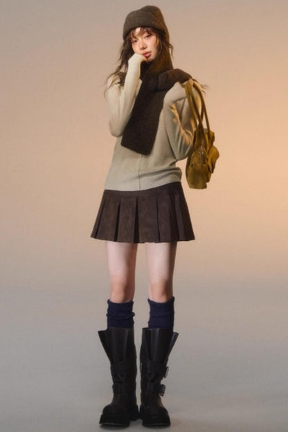 Line-Breasted Base T-Shirt