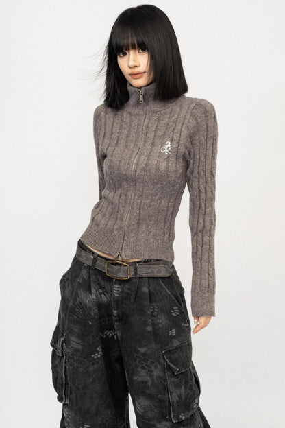 Simple Turtleneck Zipper Sweater