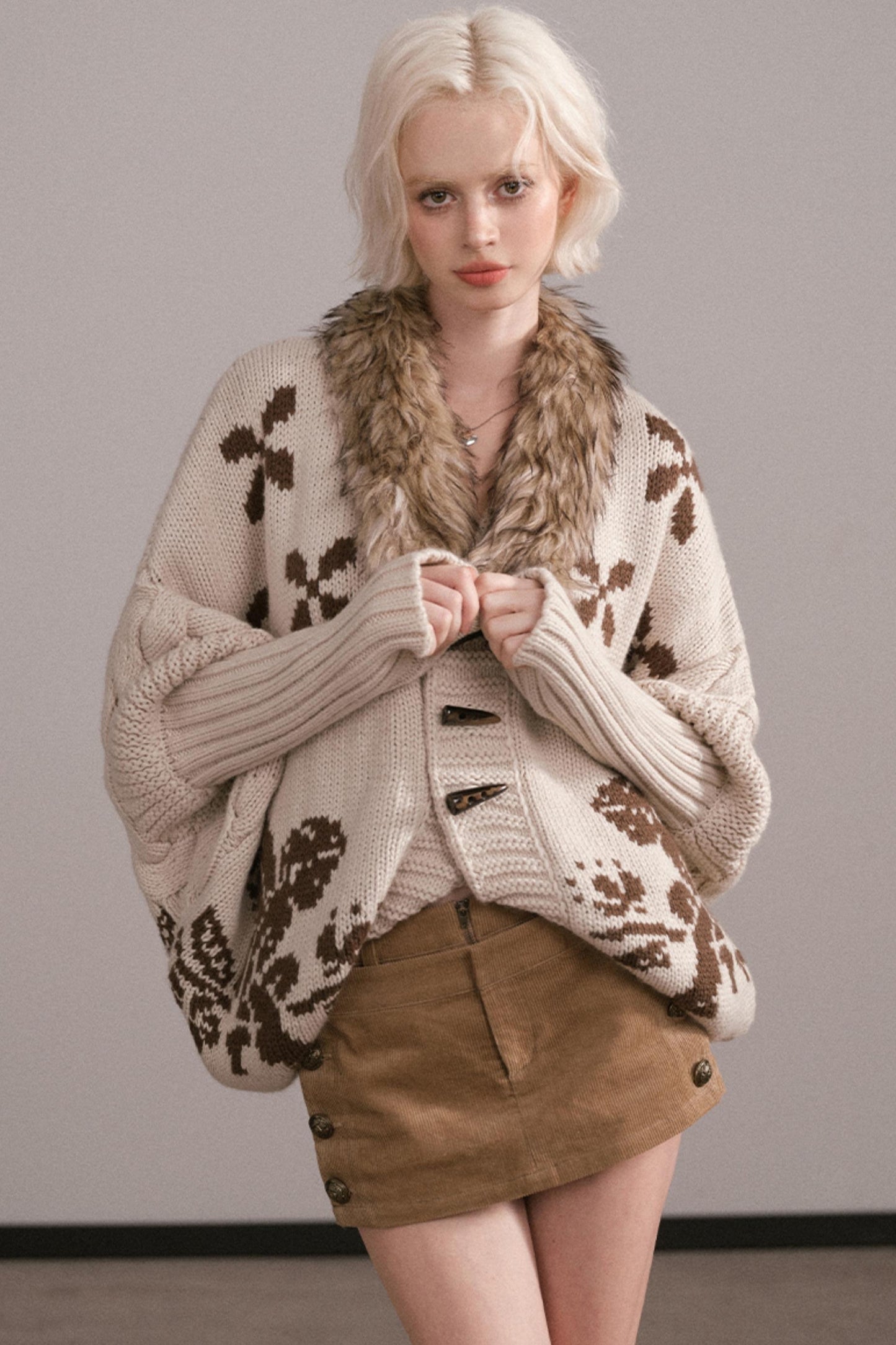 Jacquard Fur Collar Batwing Jacket