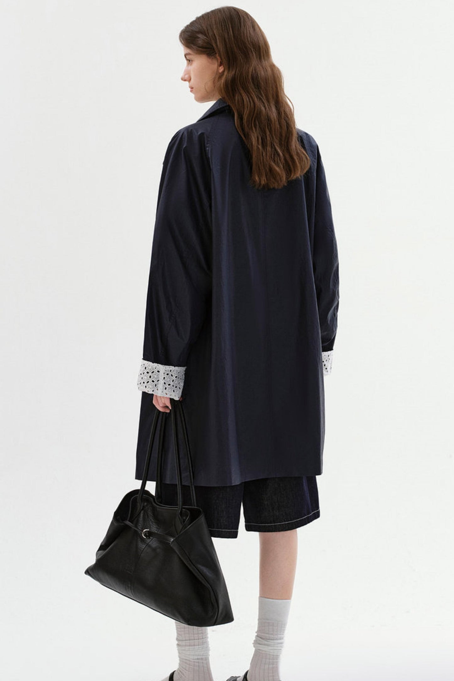 Kunstlederjacke mit Hohlem Stickmuster