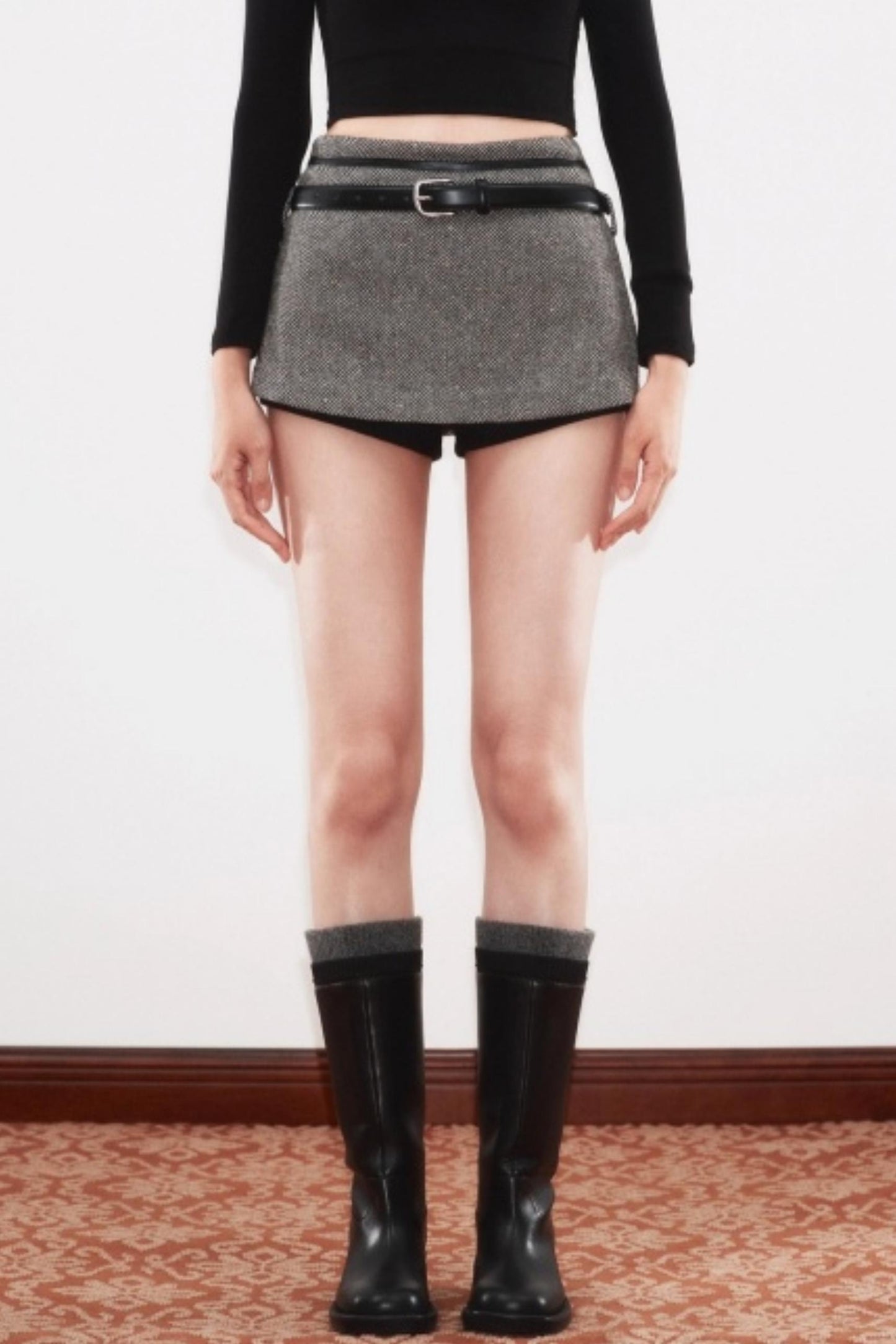 Wool Cropped Belt Short Skirt